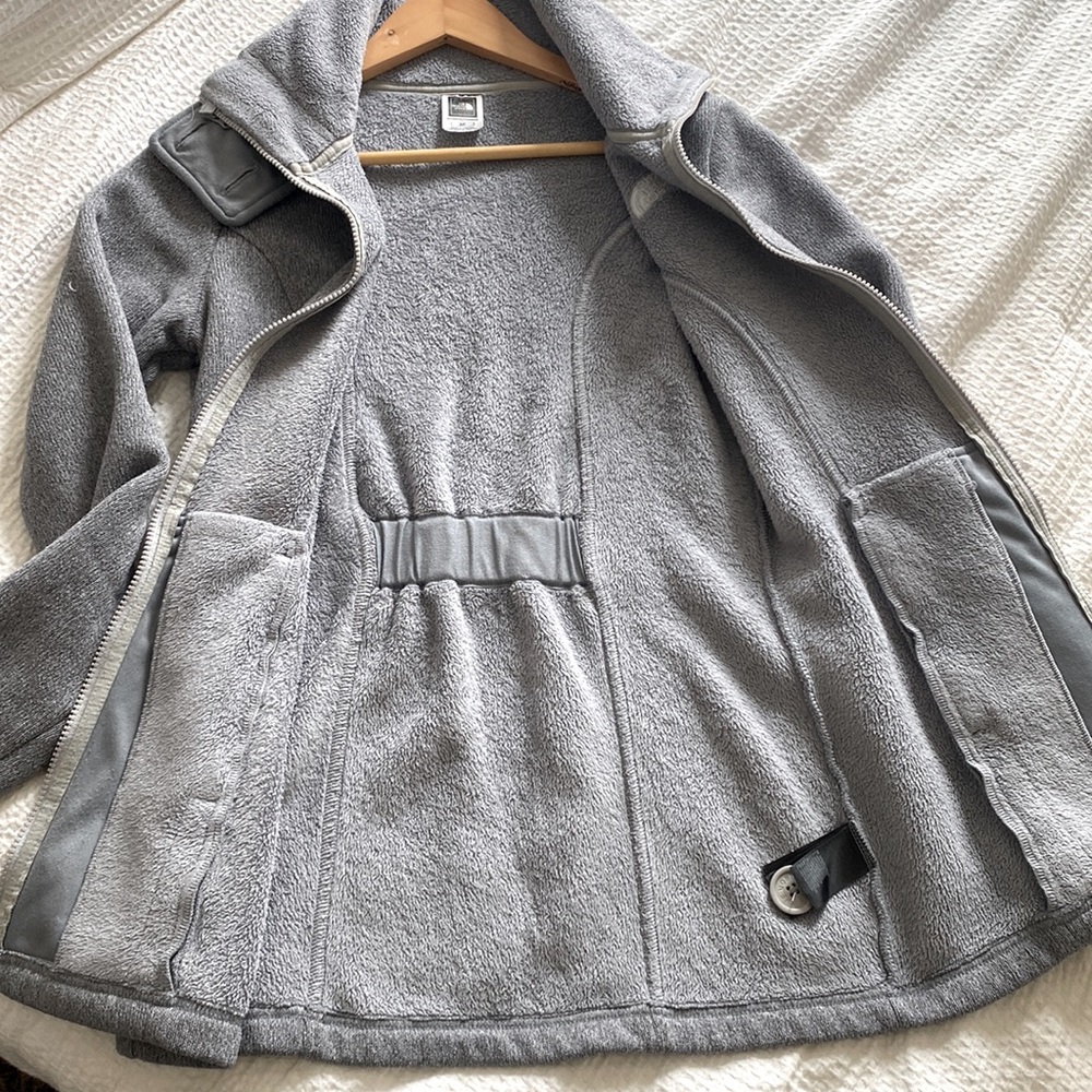 The North Face Jacket - Picture 7 of 9